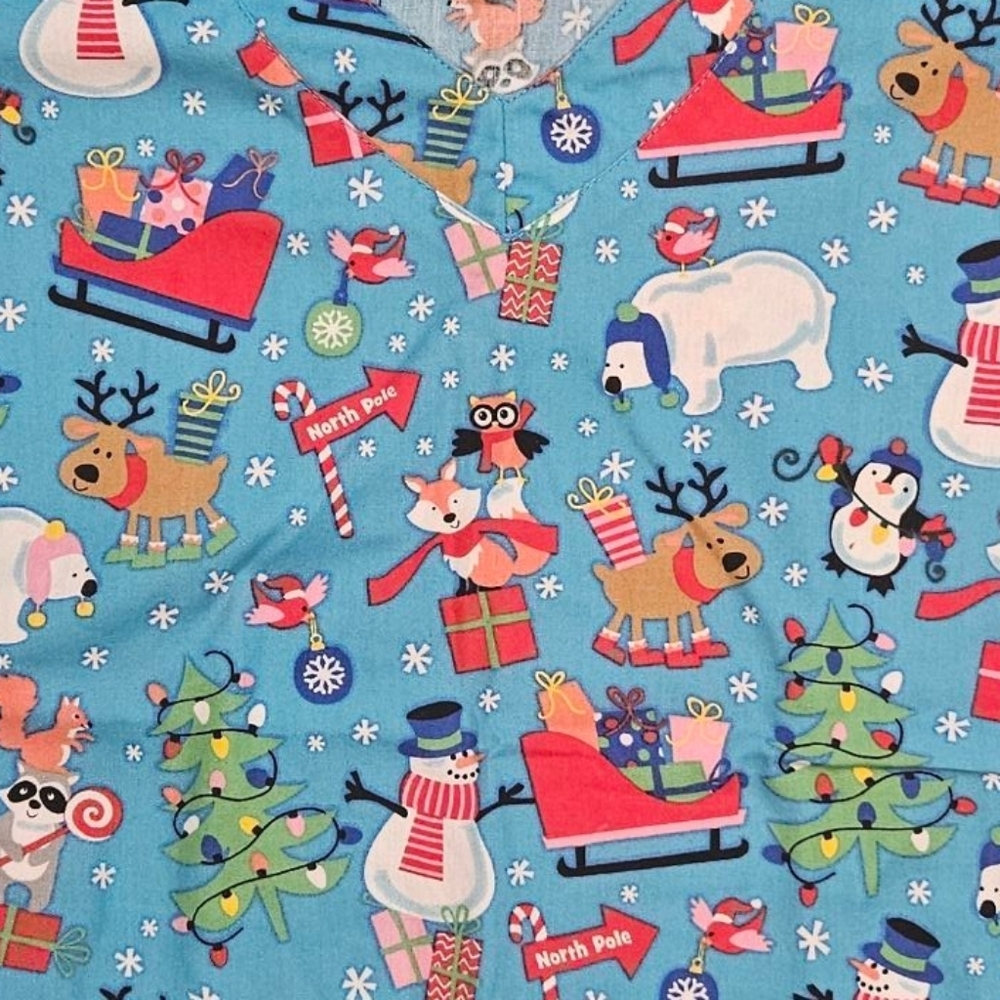 Xmas  Scrub Top - Picture 2 of 2